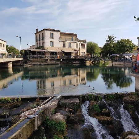 Curcumas Villa LʼIsle-sur-la-Sorgue Exterior foto